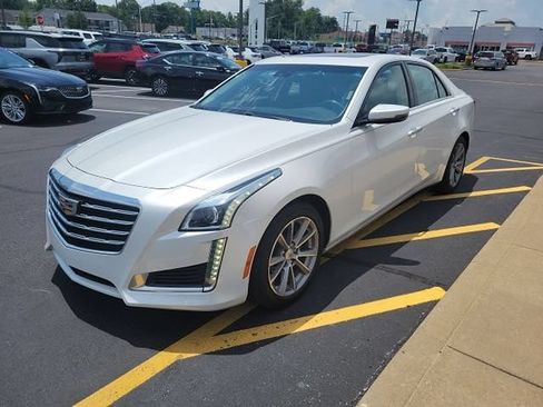 Used 2017 Cadillac CTS Luxury RWD image 3