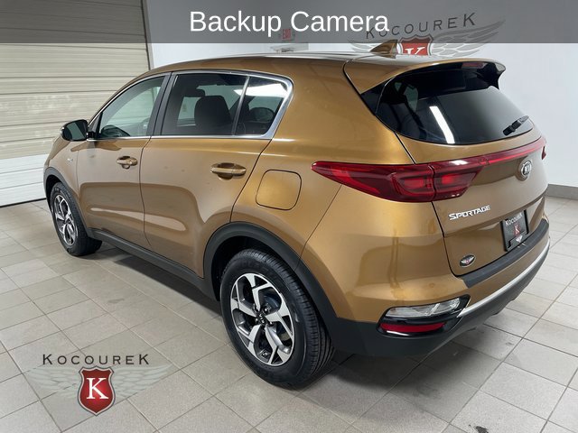 Used 2020 Kia Sportage LX w/ LX Popular Package AWD/4WD image 4