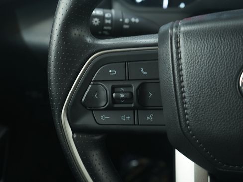Used 2025 Toyota Tundra SR5 AWD/4WD image 26