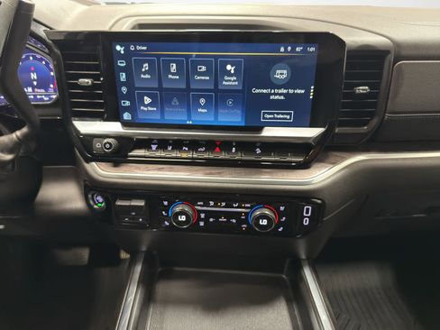 Used 2024 Chevrolet Silverado 2500 LTZ w/ LTZ Plus Package image 22