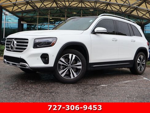 Certified 2026 Mercedes-Benz GLB 250 4MATIC image 1