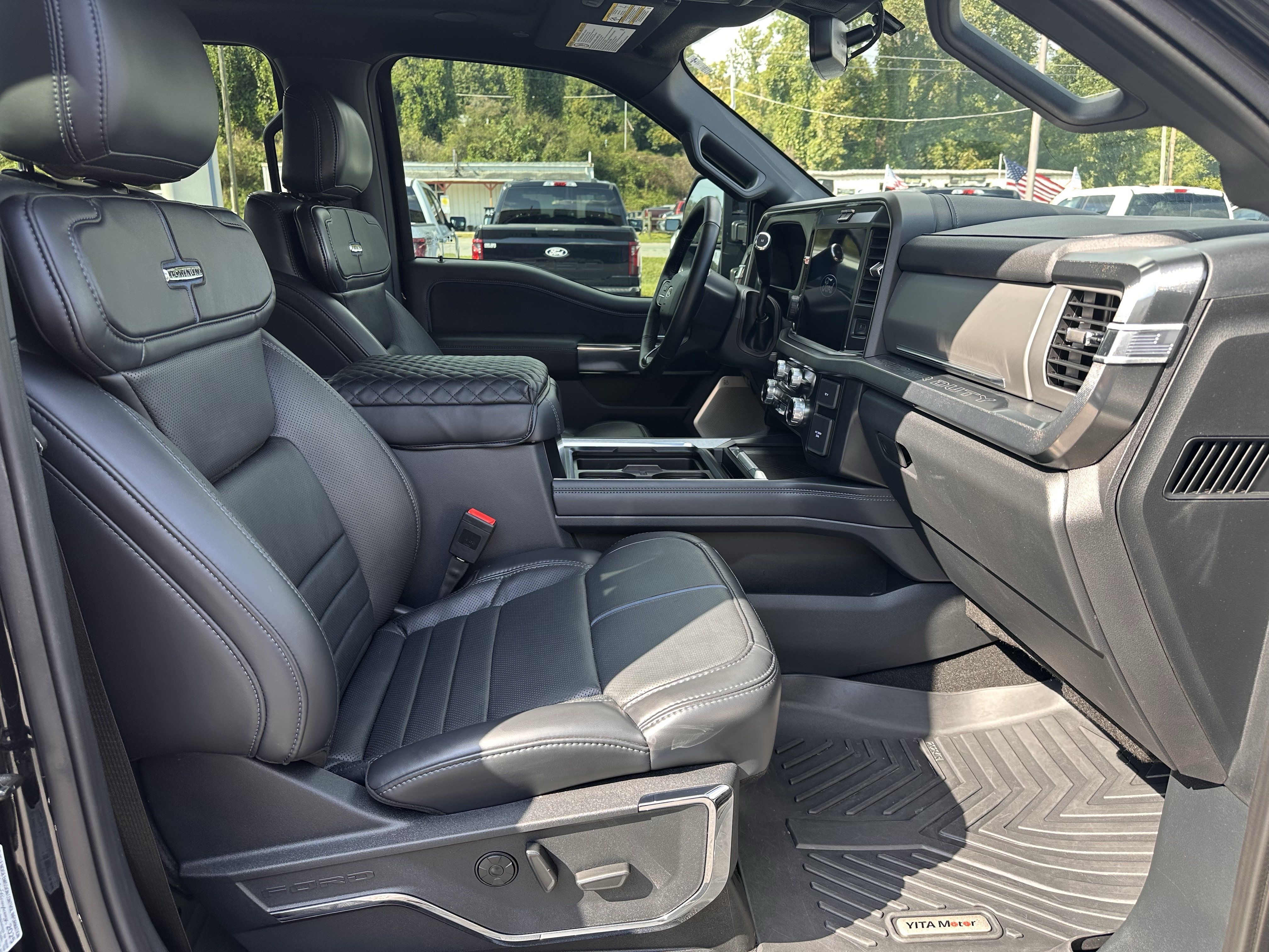 Certified 2025 Ford F250 Platinum AWD/4WD image 17