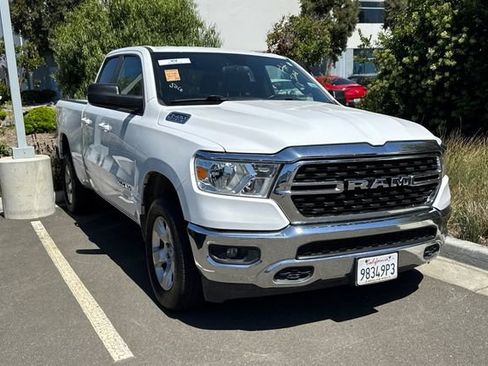 Used 2022 RAM 1500 Big Horn AWD/4WD image 2