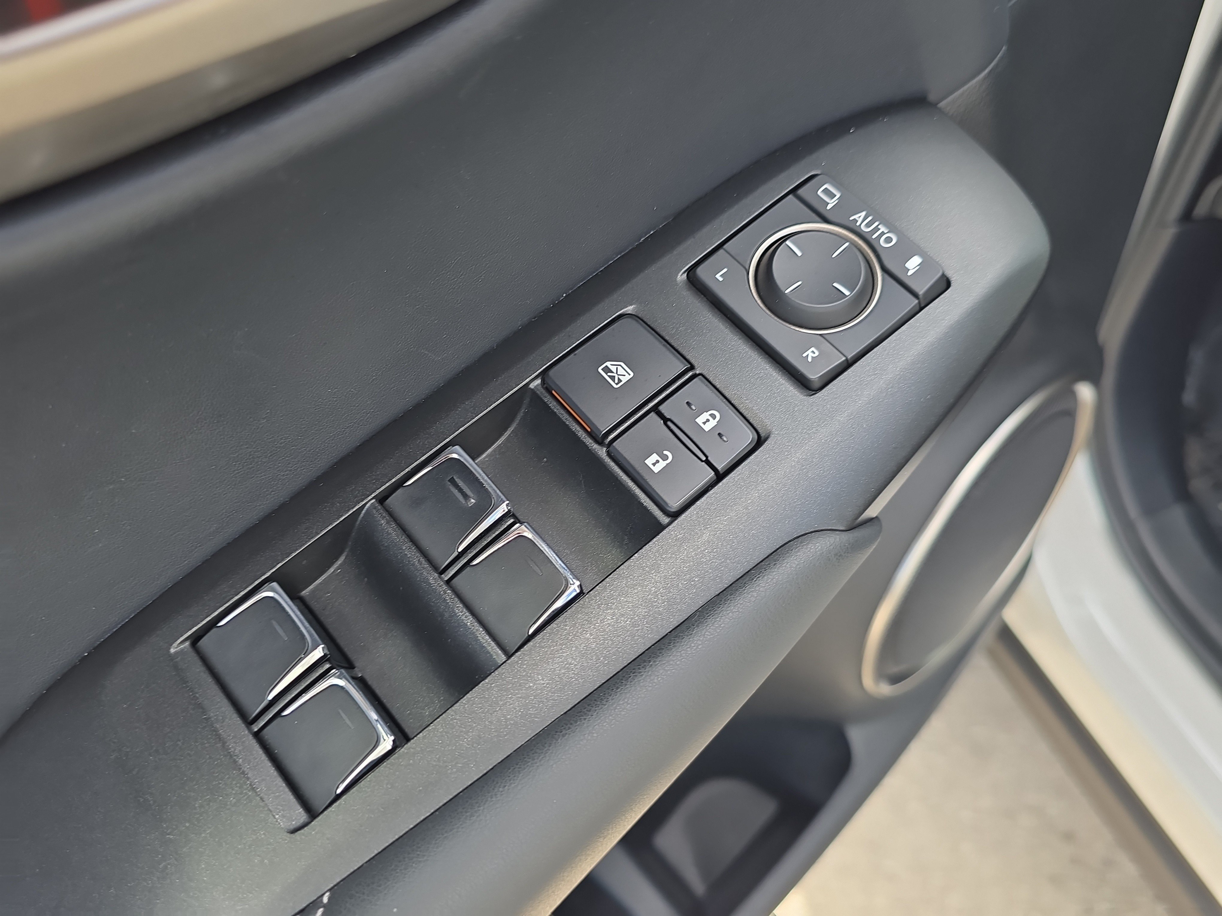 Used 2021 Lexus NX 300 FWD w/ Accessory Package 2 image 20