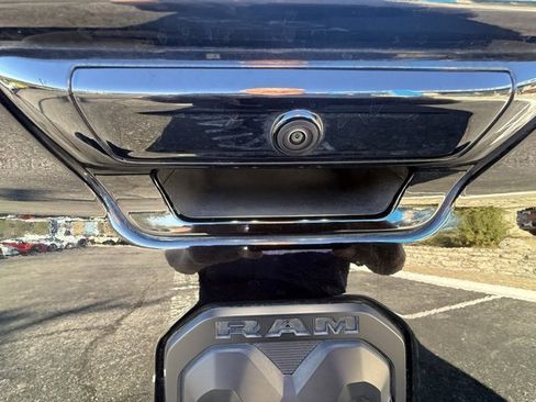 Used 2024 RAM 2500 Laramie w/ Night Edition image 17