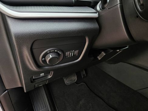 New 2026 Jeep Grand Cherokee L Laredo RWD image 15