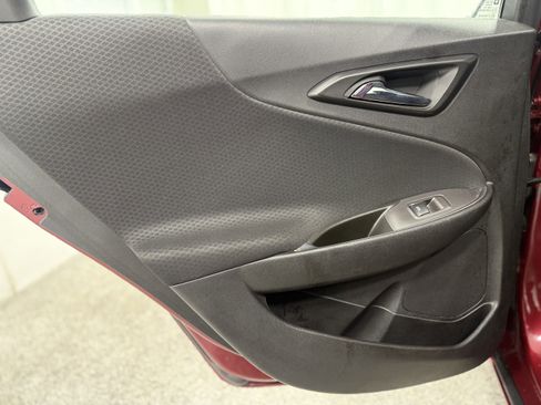 Used 2017 Chevrolet Malibu LT image 22