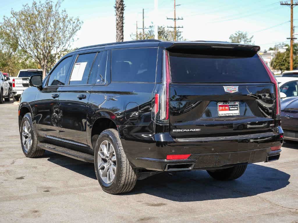 Used 2024 Cadillac Escalade ESV Sport AWD/4WD image 8