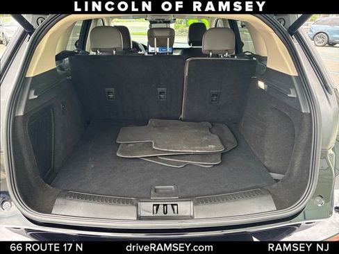 Used 2023 Lincoln Corsair AWD image 6