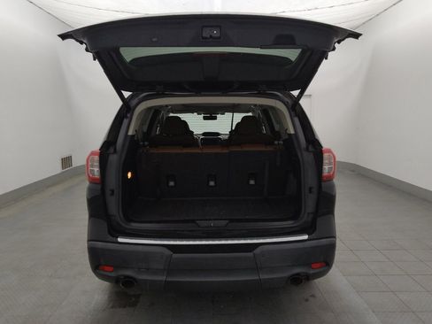 Used 2019 Subaru Ascent Touring w/ Popular Package #3 AWD/4WD image 29
