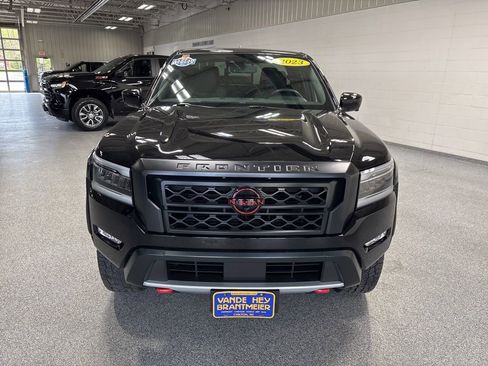 Used 2023 Nissan Frontier PRO-4X w/ Pro-4X Premium Package AWD/4WD image 2