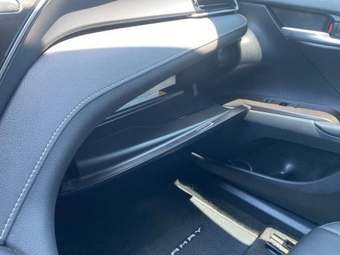 Used 2023 Toyota Camry SE image 30