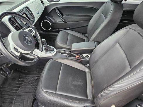 Used 2018 Volkswagen Beetle 2.0T S image 14
