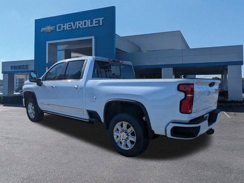 New 2026 Chevrolet Silverado 3500 High Country w/ High Country Premium Package AWD/4WD image 6