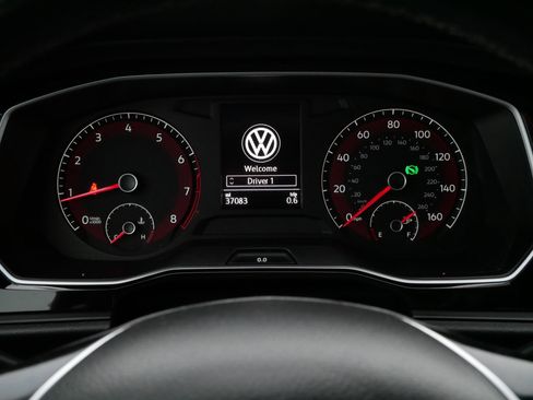 Used 2019 Volkswagen Jetta R-Line image 21