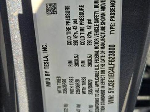 Used 2020 Tesla Model 3 Performance image 24