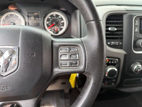 Used 2017 RAM 1500 ST w/ SXT Appearance Group AWD/4WD image 12