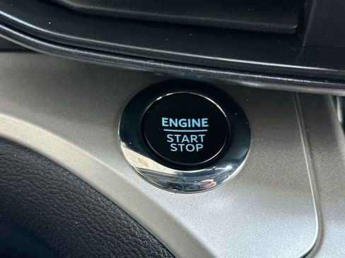 Certified 2022 Ford Explorer XLT image 23