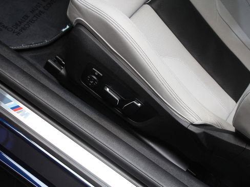 Used 2025 BMW M4 xDrive Competition AWD/4WD image 40