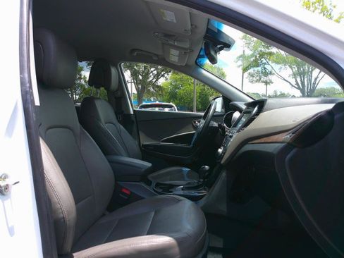 Used 2018 Hyundai Santa Fe Sport FWD image 19