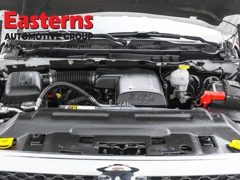 Used 2024 RAM 1500 Classic SLT image 7