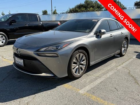 Used 2022 Toyota Mirai XLE w/ Advanced Technology Package image 2
