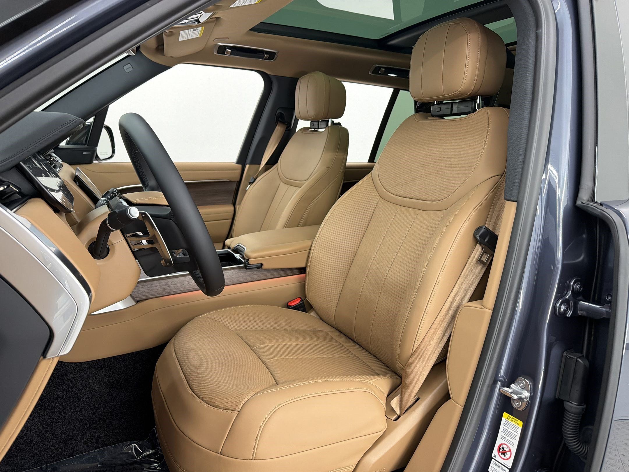 New 2026 Land Rover Range Rover SE AWD/4WD image 5