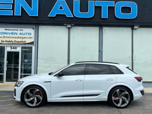 Used 2024 Audi Q8 e-tron Prestige w/ Prestige Package AWD/4WD image 38