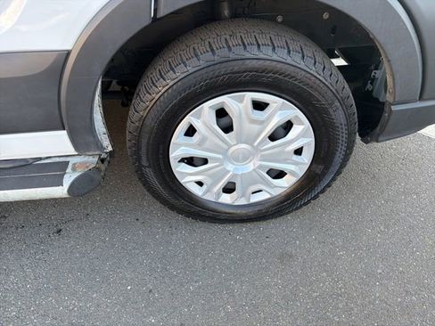 Used 2024 Ford Transit 250 Low Roof w/ Exterior Upgrade Package image 19