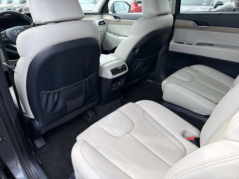 Used 2021 Hyundai Palisade SEL w/ Premium Package AWD/4WD image 15