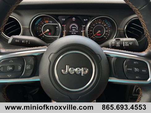 Used 2021 Jeep Wrangler Unlimited Sahara AWD/4WD image 30