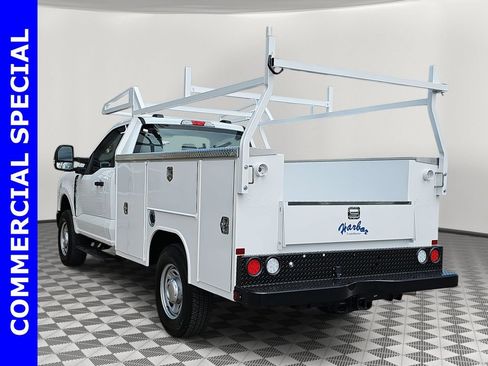 New 2025 Ford F250 XL w/ FX4 Off-Road Package image 5