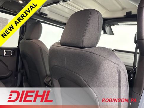 Certified 2026 Jeep Wrangler Willys image 11