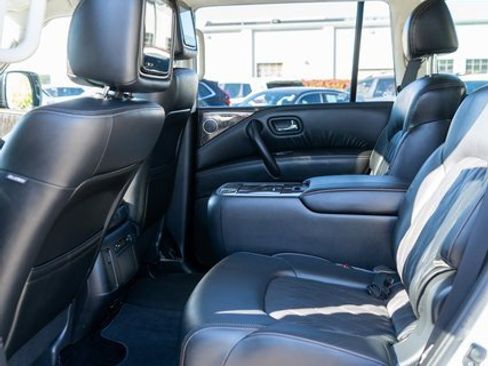 Used 2022 Nissan Armada Platinum w/ Captain's Chairs Package image 12