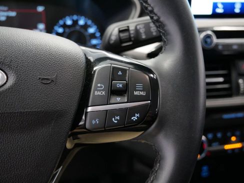 Used 2022 Ford Escape SEL image 25