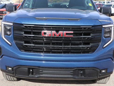 New 2026 GMC Sierra 1500 Elevation w/ LPO, Elevation Black Package image 2