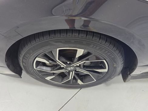 Certified 2024 Hyundai Sonata SEL FWD image 15