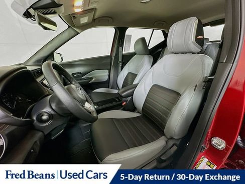 Used 2024 Nissan Kicks SR w/ SR Premium Package FWD image 27