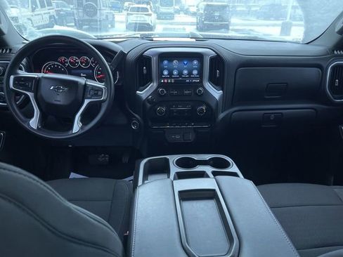 Used 2020 Chevrolet Silverado 1500 RST w/ RST Value Package image 20