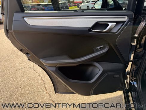 Used 2020 Porsche Macan Turbo image 52