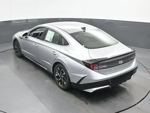 Used 2025 Hyundai Sonata SEL FWD image 37