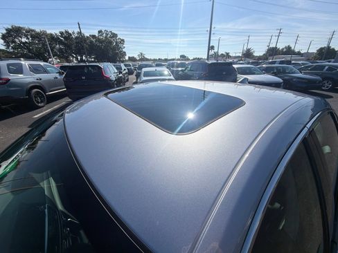 Used 2022 Honda Accord Touring image 17