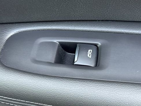 Used 2023 Cadillac XT6 Luxury AWD/4WD image 23