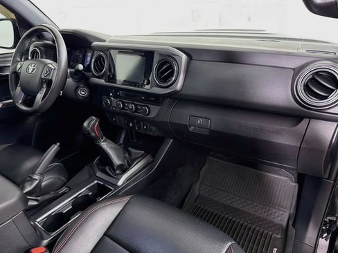Used 2019 Toyota Tacoma TRD Pro AWD/4WD image 33