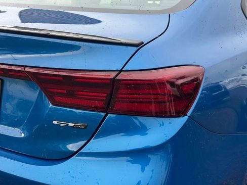 Used 2022 Kia Forte GT-Line w/ GT-Line Premium Package image 7