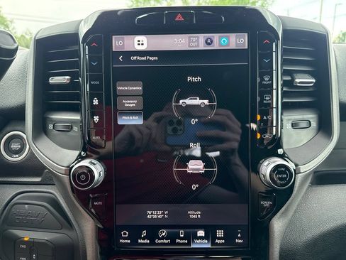 New 2026 RAM 2500 Tradesman AWD/4WD image 37