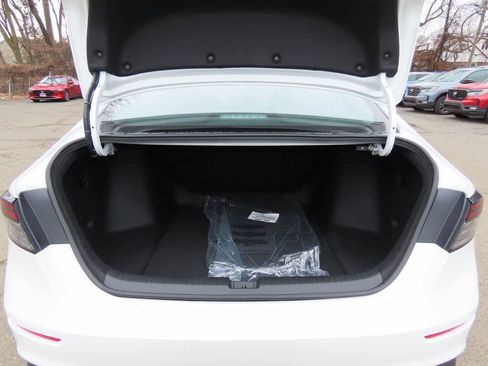 New 2026 Honda Accord LX image 10