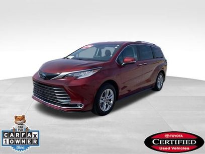 Certified 2024 Toyota Sienna Limited