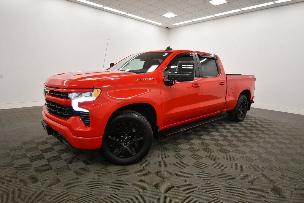 Used 2023 Chevrolet Silverado 1500 RST w/ Protection Package AWD/4WD image 2