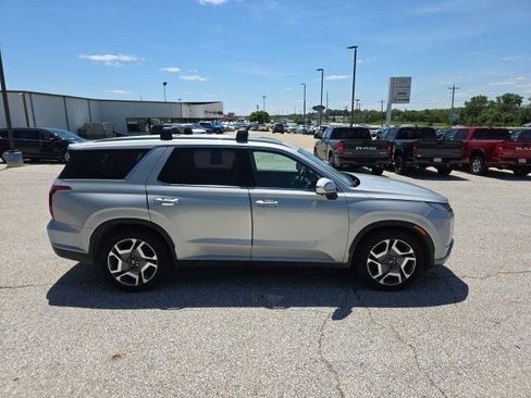Used 2023 Hyundai Palisade SEL w/ Premium Package AWD/4WD image 9
